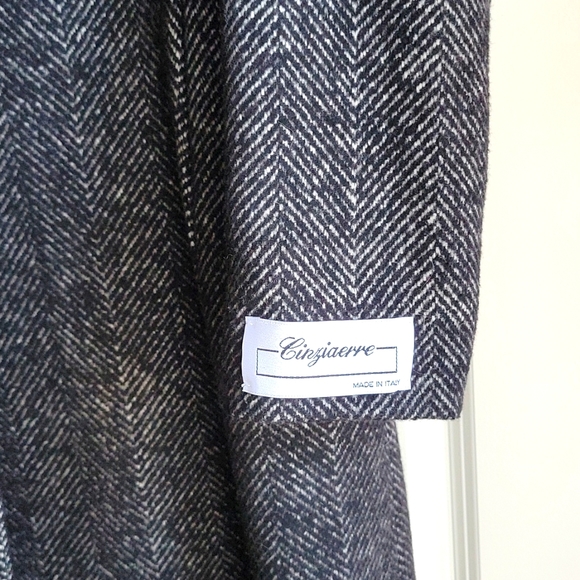 Cinzia Rocca wool/silk/angora grey and black herringbone coat - Picture 11 of 14